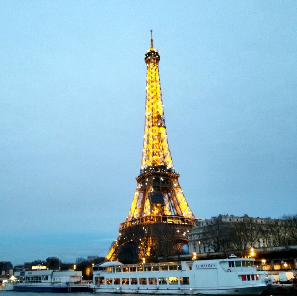 Meet your Posher, Hyunjung - Picture 1 of 1